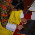 HM signs the constitution